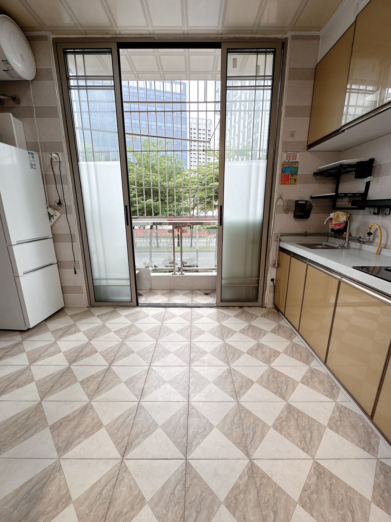 1748397822455697.jpg 130b75f172f815386b542700f4c9c8cc.jpg